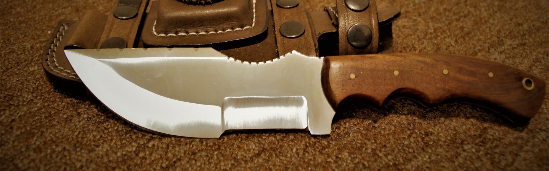 Hunting knife