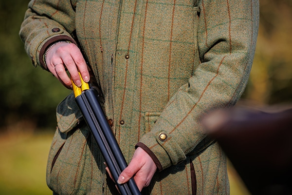 Loading a shotgun